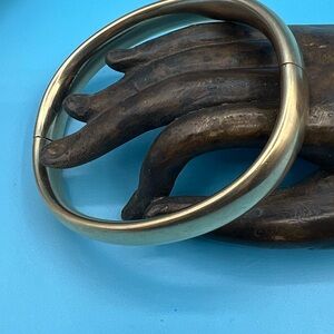 Gold Tone Vintage  Bangle Bracelet